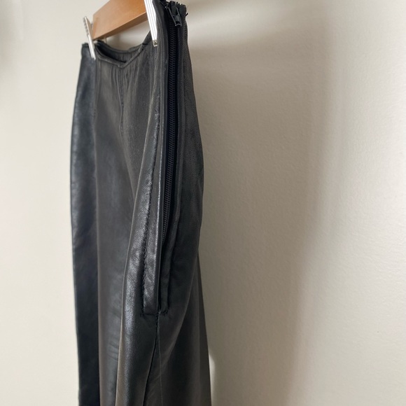 Danier Genuine Leather Pants - Picture 4 of 9